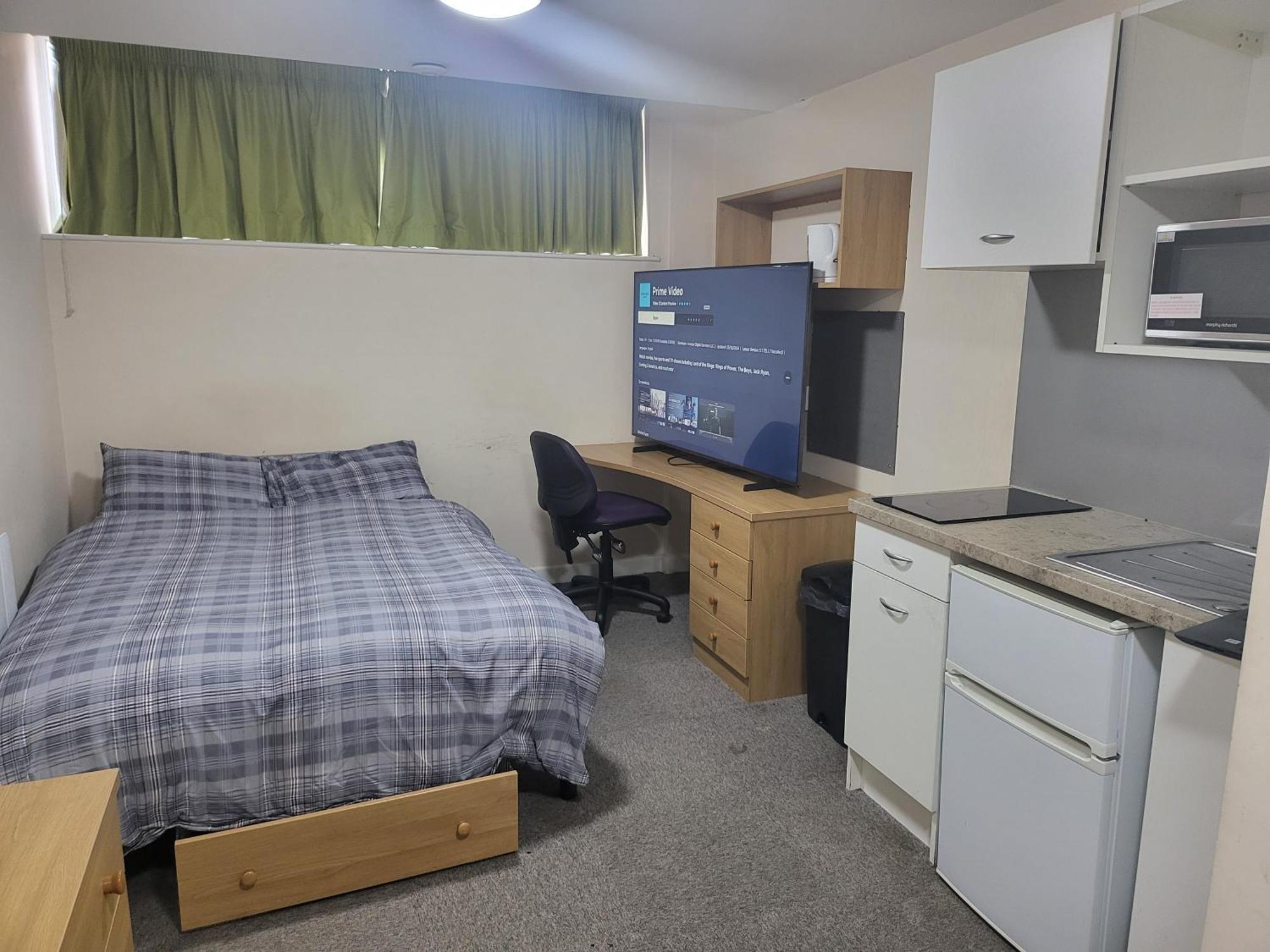 Apartment Convenience Meet Luxury Entertainment